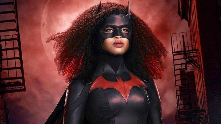 Review: Batwoman Season 3 Opener is All About Family