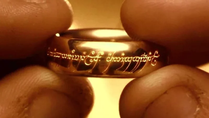 The Lord of the Rings: The Fellowship of the Ring The One Ring glowing with Sauron's inscription in Black Speech.