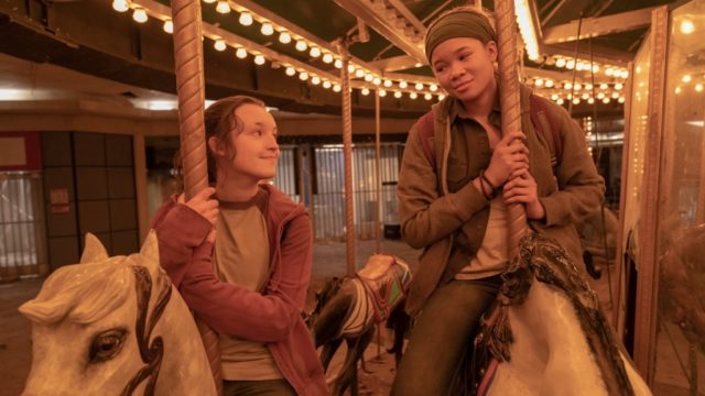 Ellie (Bella Ramsey) and Riley (Storm Reid) in The Last of Us "Left Behind" episode